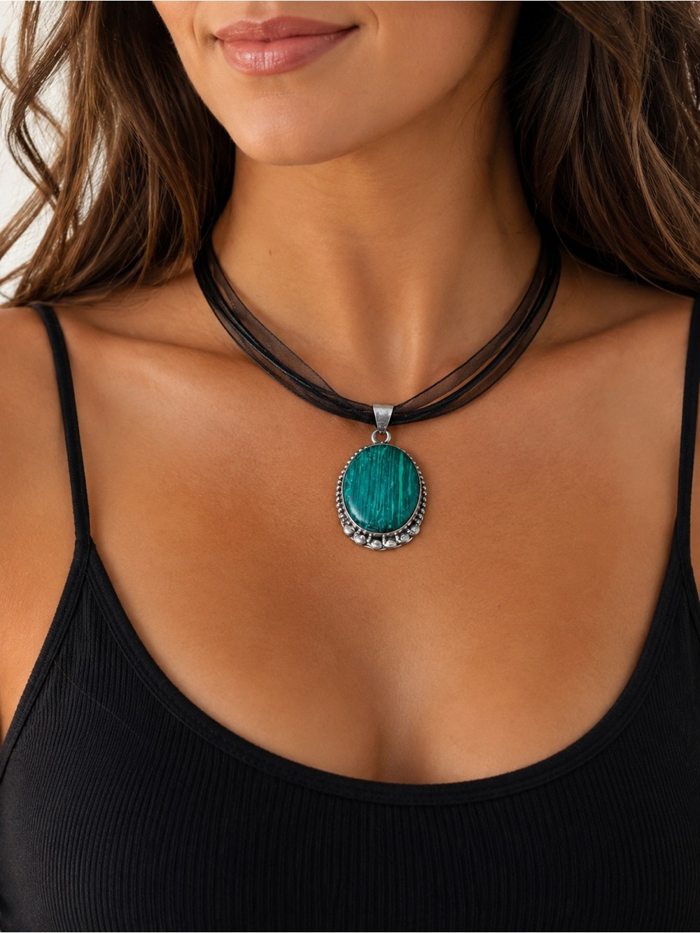 Vintage 925 Sterling Silver Bezel-Set Green Stone Pendant Necklace